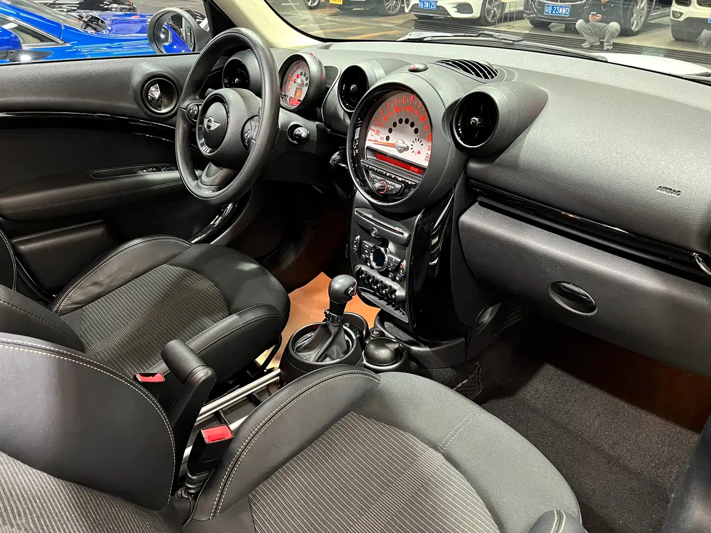 MINI COUNTRYMAN 2013 2012 1.6T COOPER S