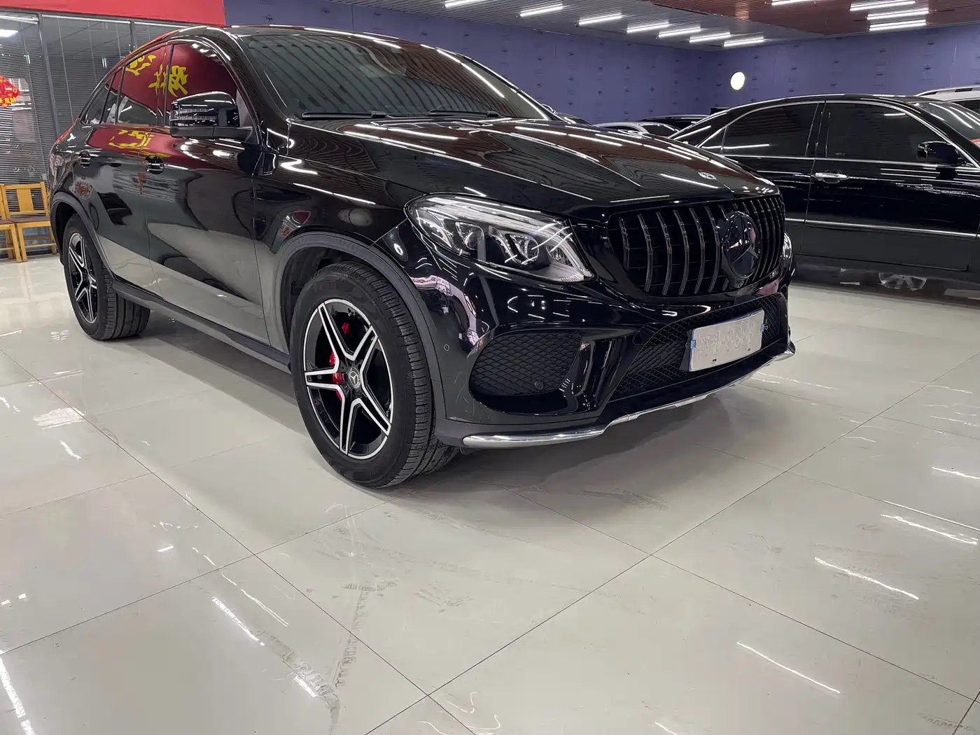 Mercedes-Benz GLE Coupe 2015 GLE 320 4MATIC Coupe SUV фото 10