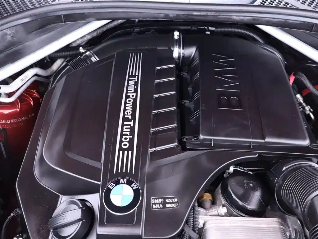 BMW X6 2017 xDrive35i Leading фото 23