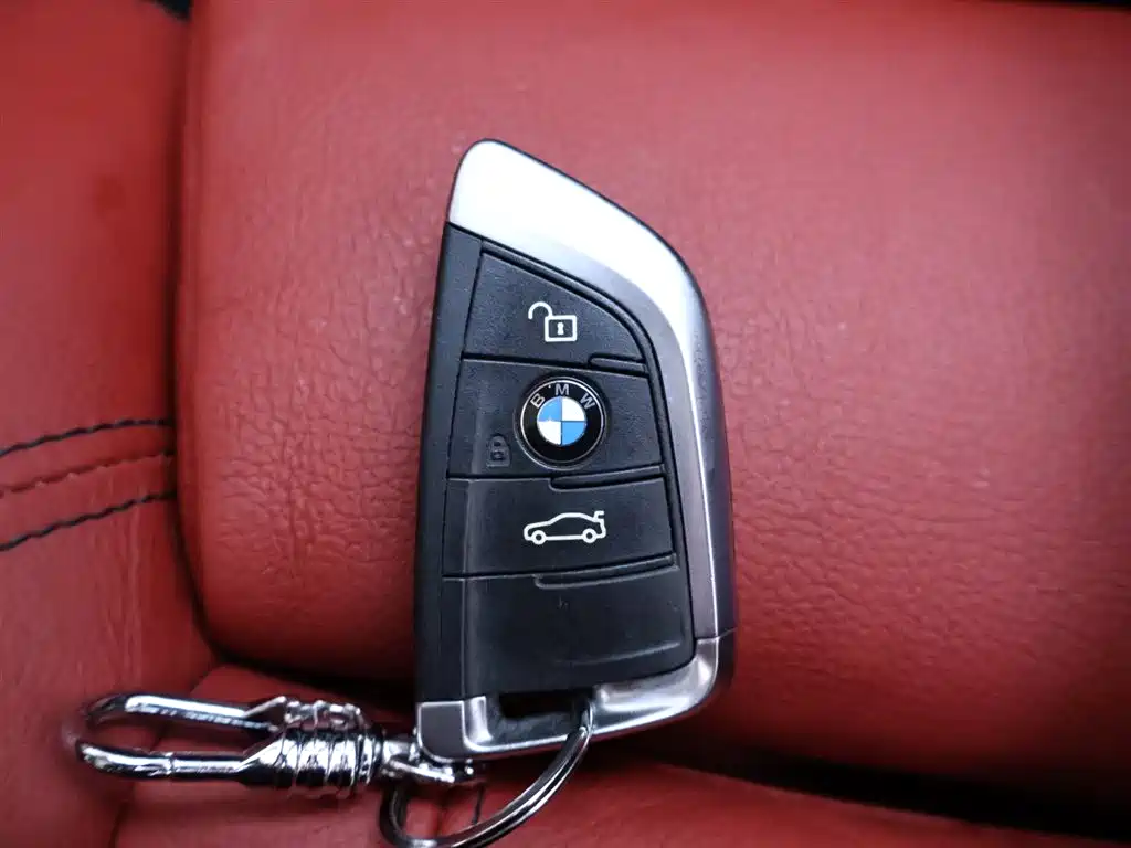 BMW X6 2017 xDrive35i Leading фото 24