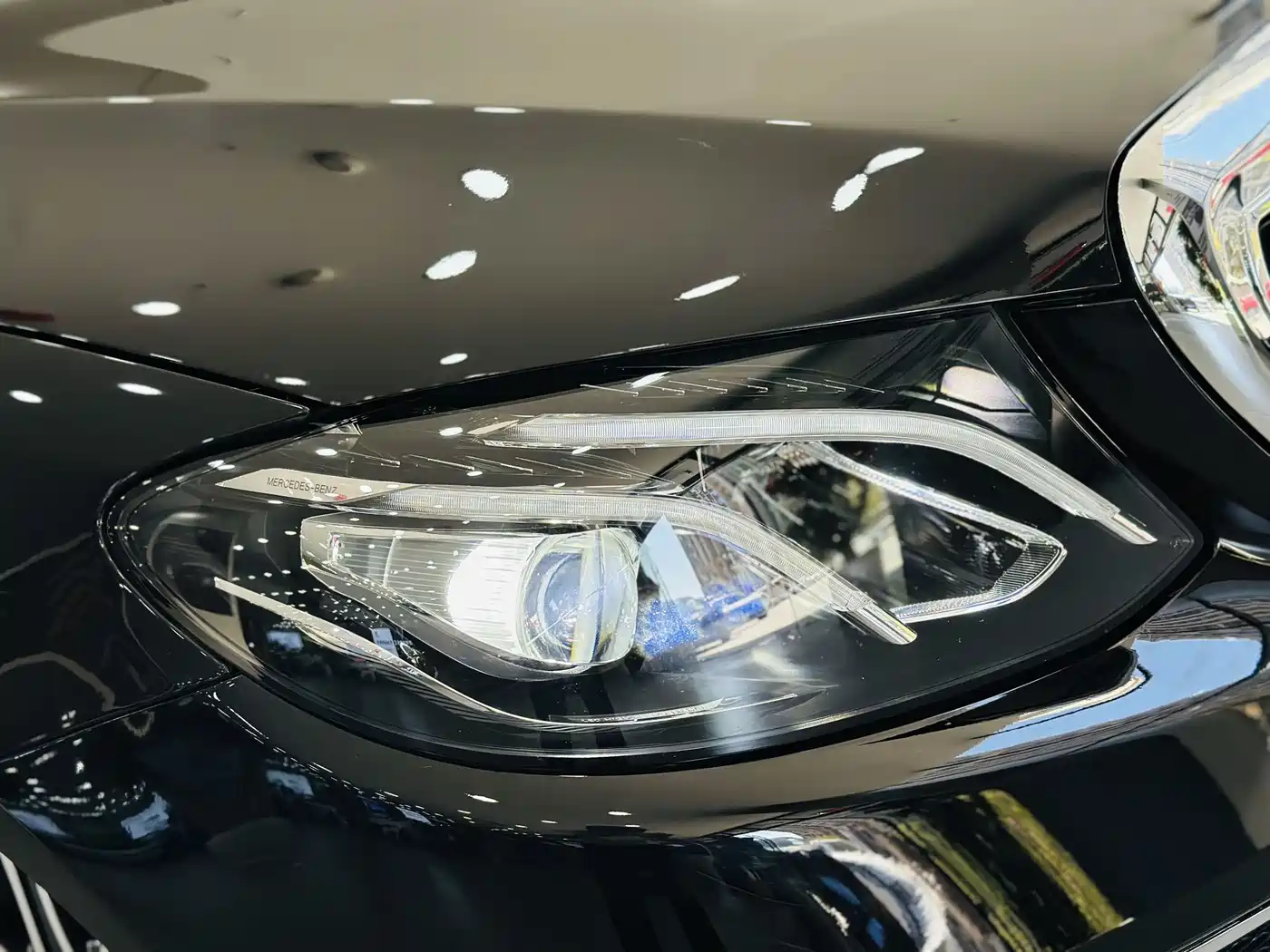Mercedes-Benz E-Class 2020 E 300 L Sport Luxury Model фото 11