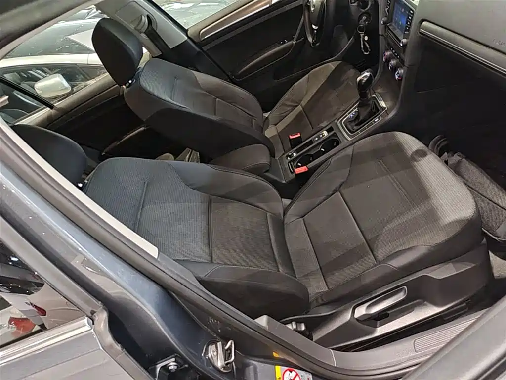 Volkswagen Golf 2015 1.4TSI Automatic Comfort фото 25