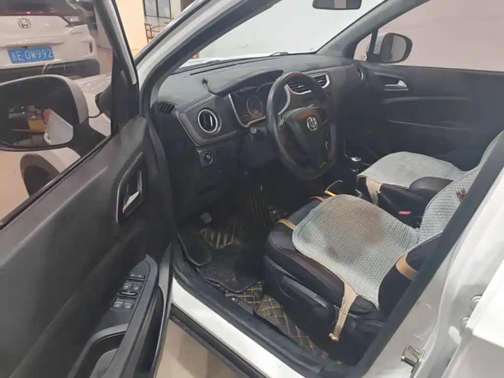 Zhonghua V3 2017 2016 1.5L Manual Comfort