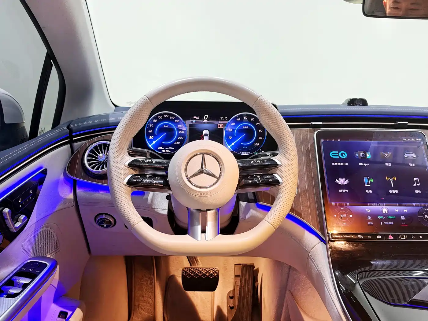 Mercedes-Benz EQE 2025 2025 500 4MATIC Pioneer
