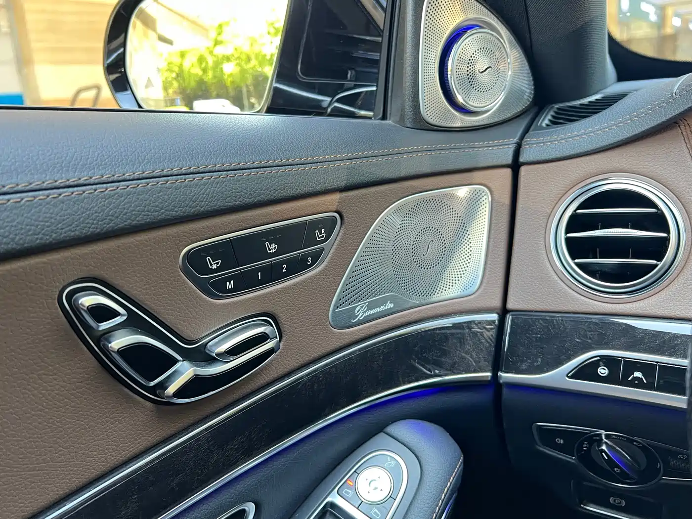 Mercedes-Benz S-Class 2020 S 450 L 4MATIC Collector's Version фото 28