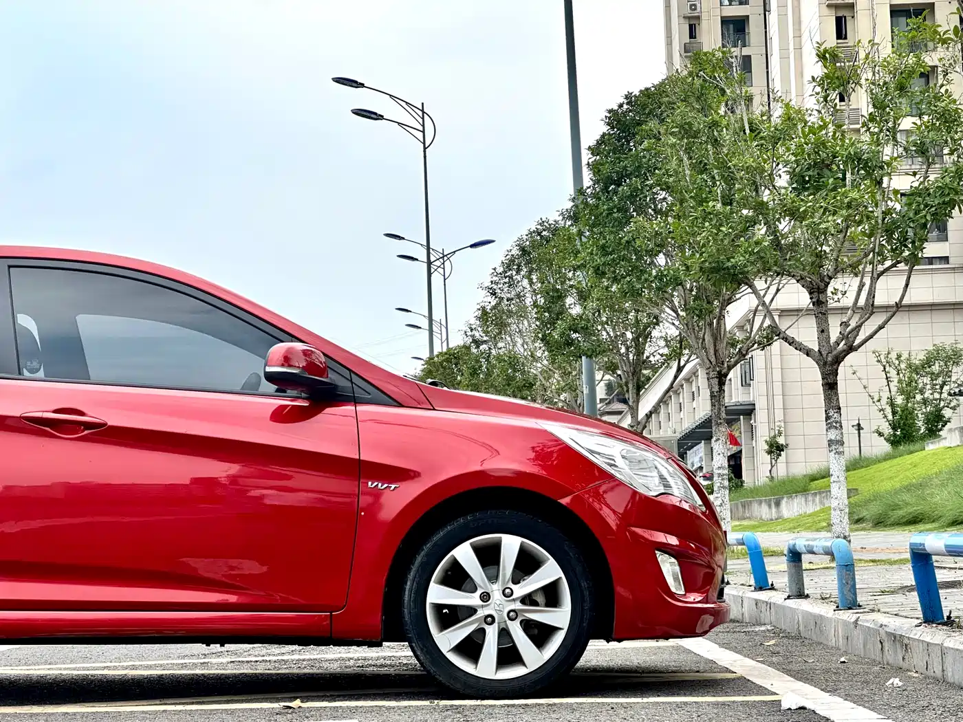 Hyundai Verna 2010 Sedan 1.4L Automatic Fashion GT фото 12