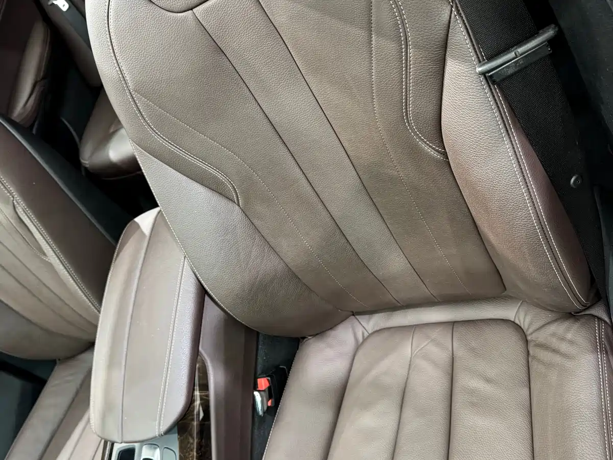 BMW X5 (Import) 2018 xDrive35i Elegant Model фото 17