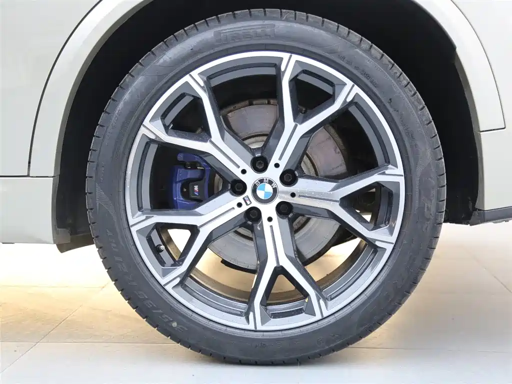 BMW X5 (Import) 2019 xDrive40i Exclusive M Sport Package фото 18