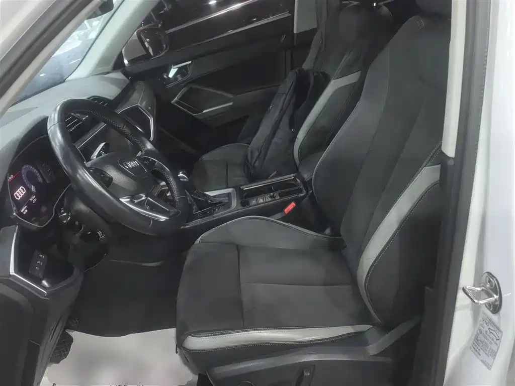 Audi Q3 2020 35 TFSI Progressive Dynamic фото 15
