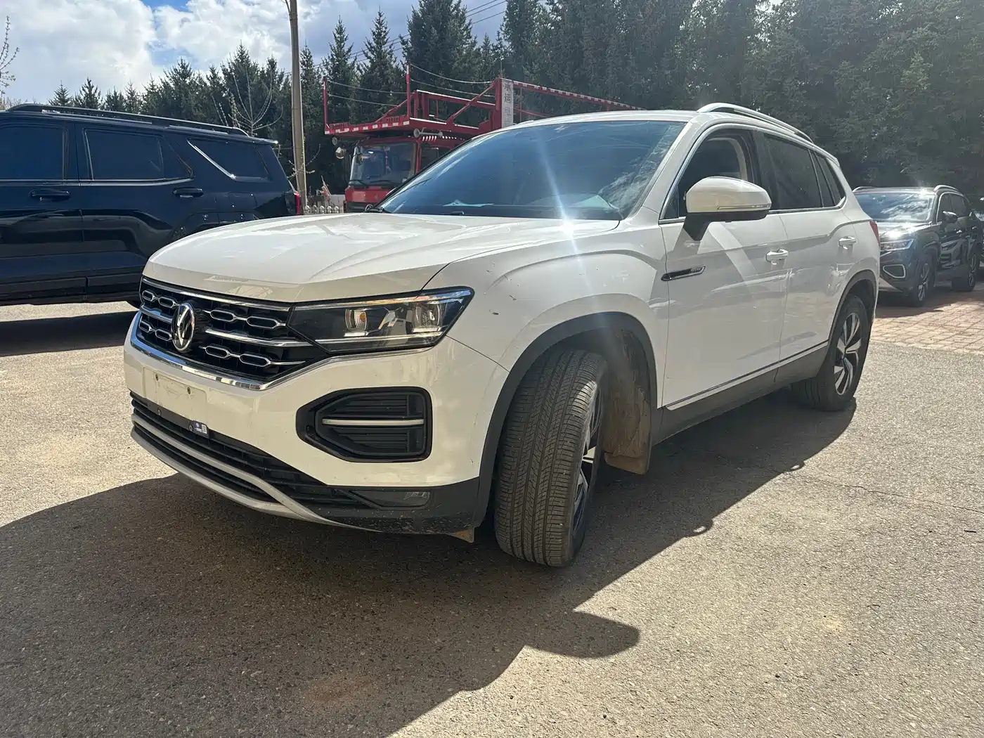 Volkswagen Tayron 2022 280TSI 2WD Luxury Smart Connect Edition фото 7