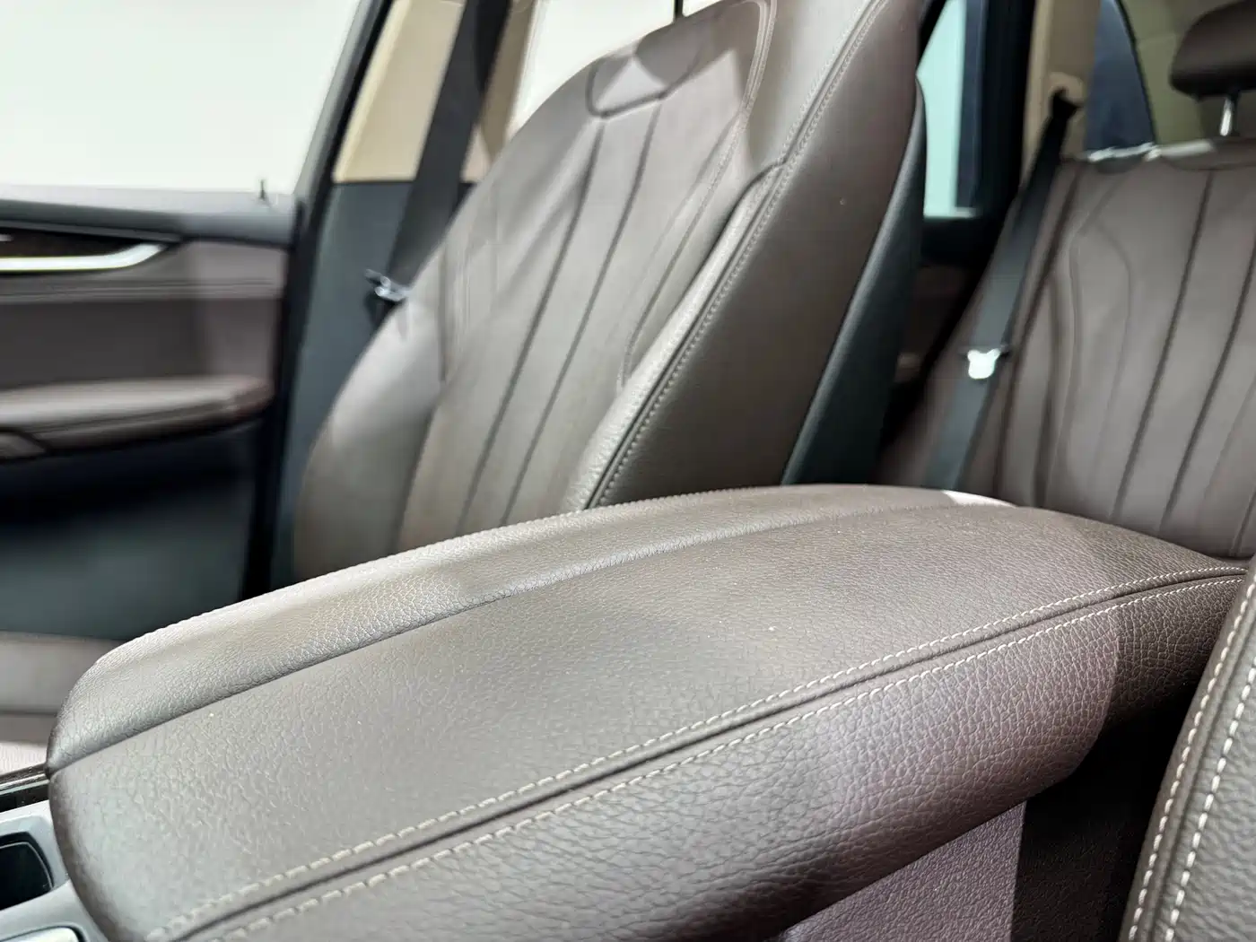 BMW X5 (Import) 2018 xDrive35i Elegant Model фото 18