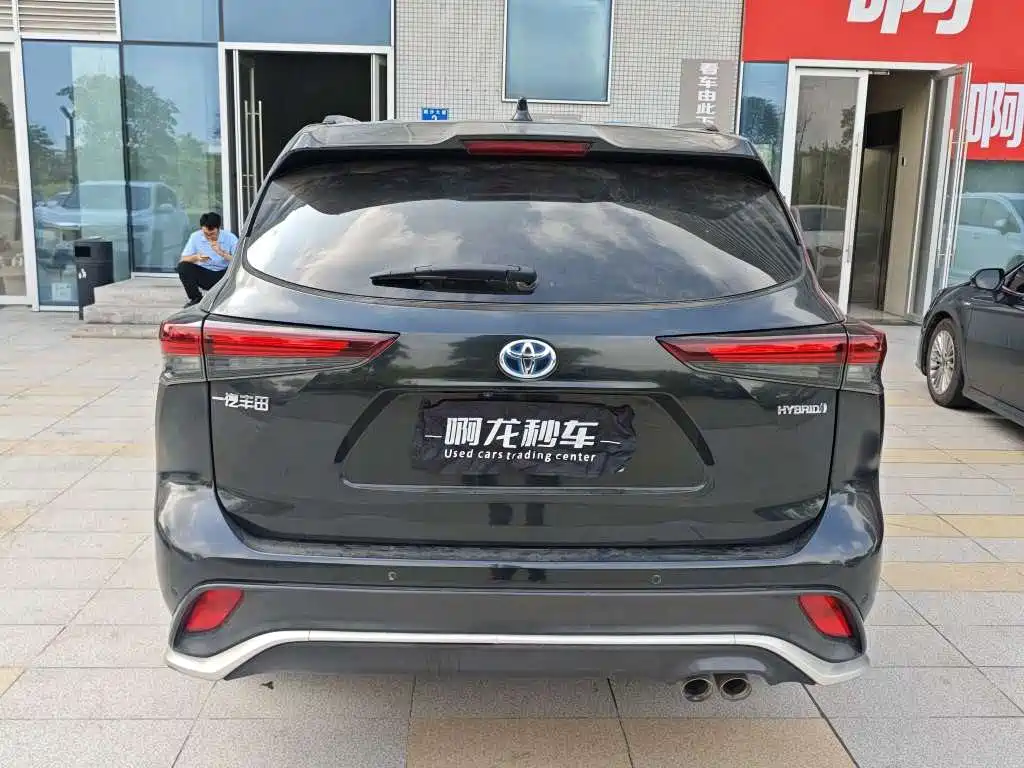 Toyota Crown Kluger 2024 2023 2.5L HEV AWD Premium Edition