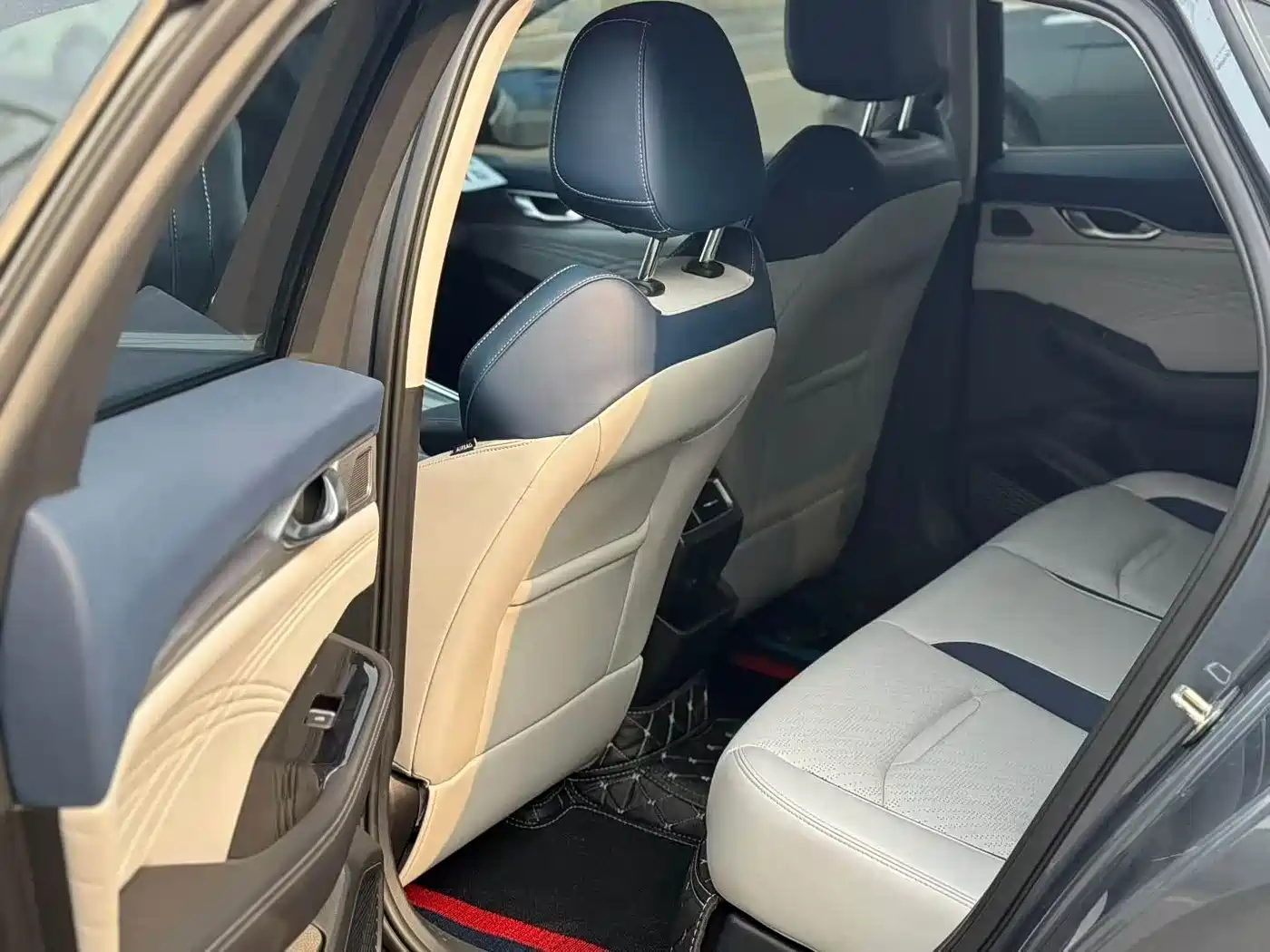 GEELY AUTOMOBILE XINGRUI