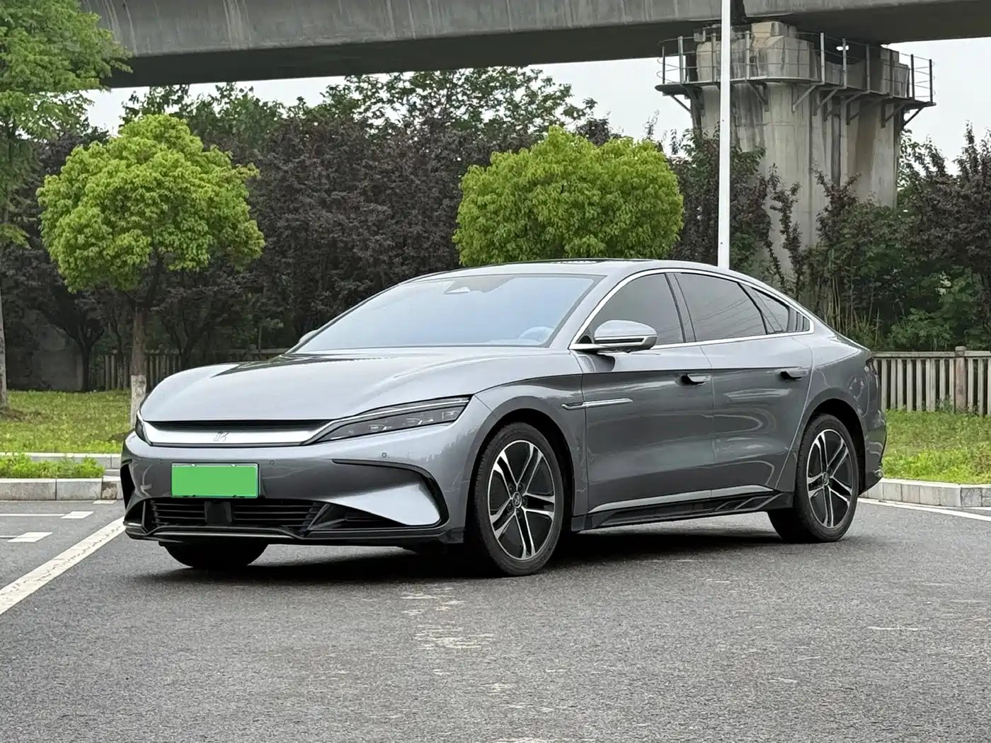 BYD Han 2023 EV Champion Edition 605KM FWD Premium
