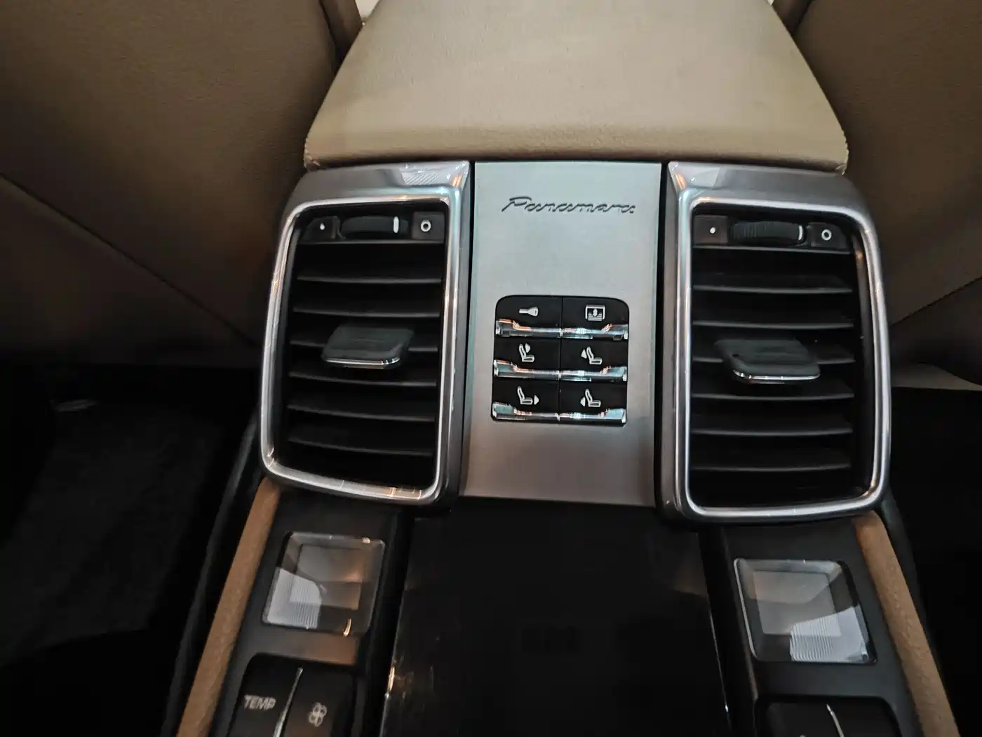 Porsche Panamera 2010 Model Panamera 4S 4.8L фото 13