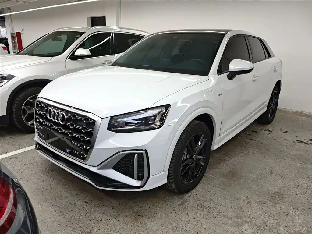 Audi Q2L 2023 35TFSI Progressive Dynamic