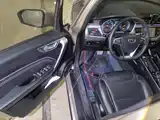 Фото 12 - Geely Vision X3