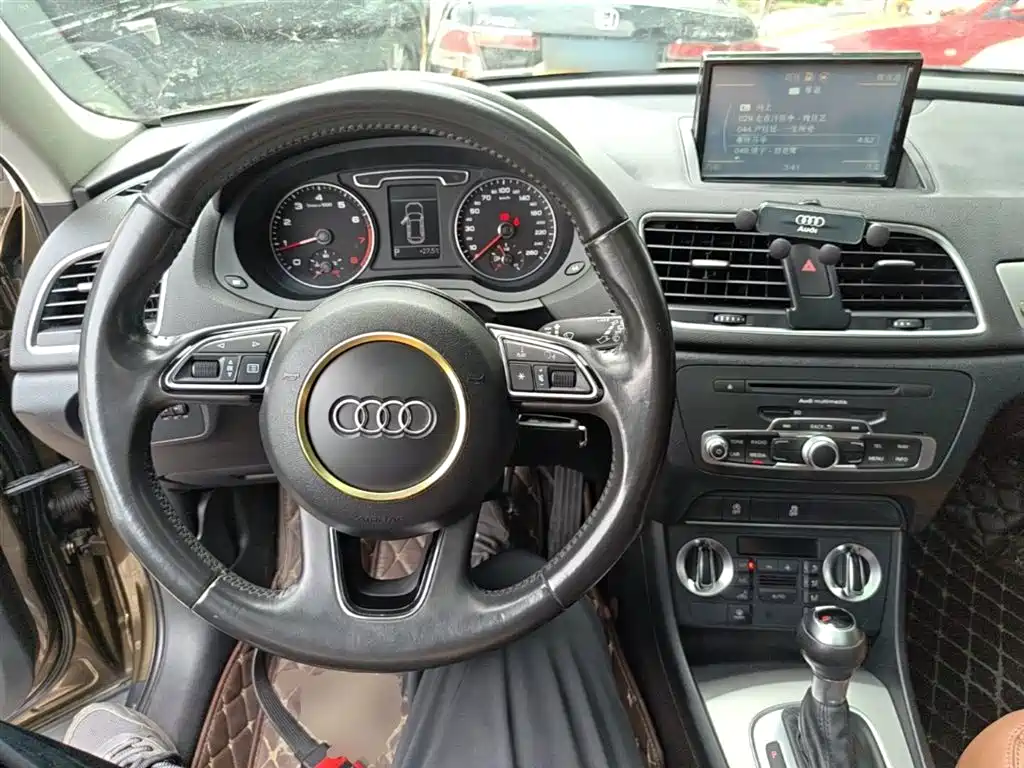 Audi Q3 2015 35 TFSI Progressive фото 10