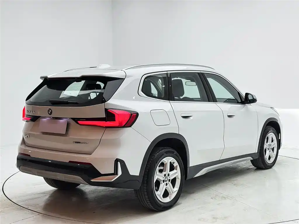 BMW X1 2023 sDrive20Li X Design Package фото 9