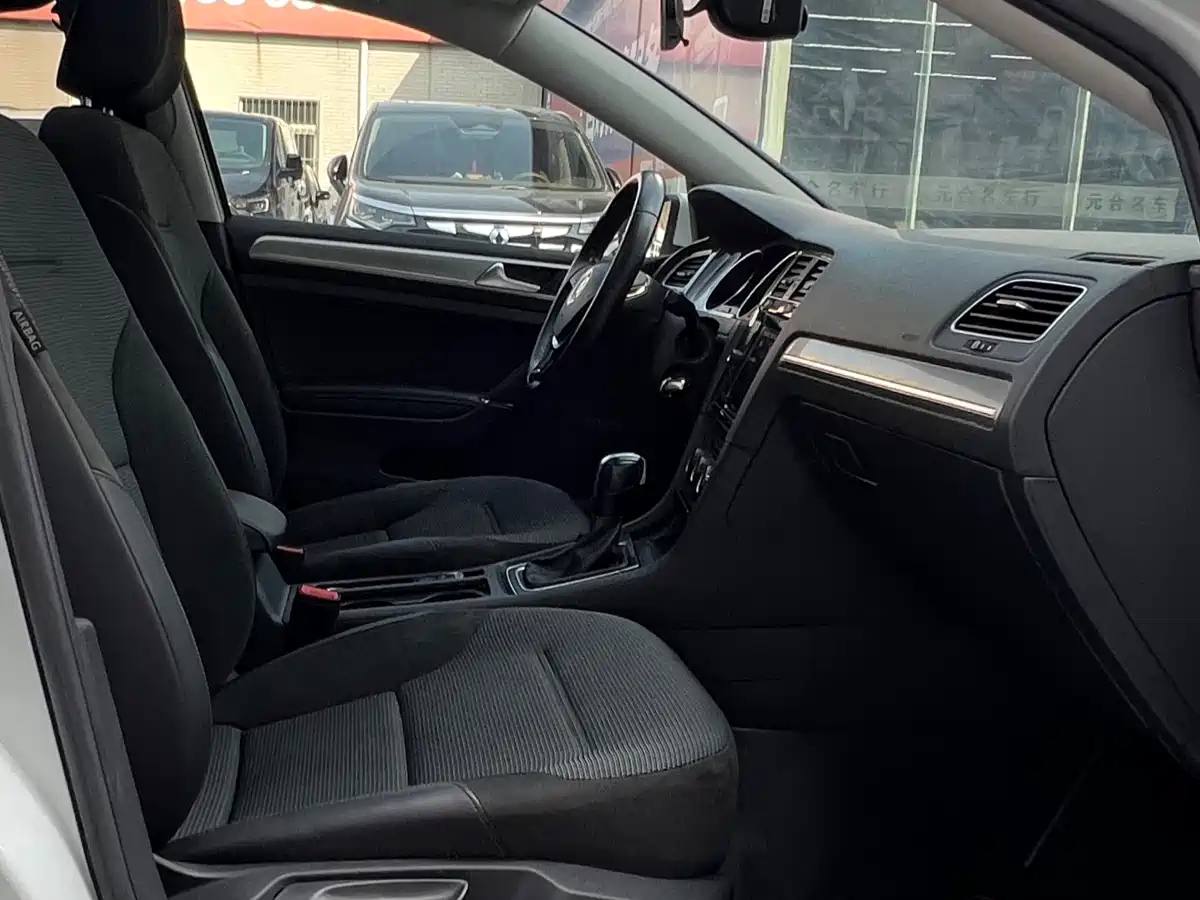 Volkswagen Golf 2019 280TSI DSG Comfort China VI фото 18