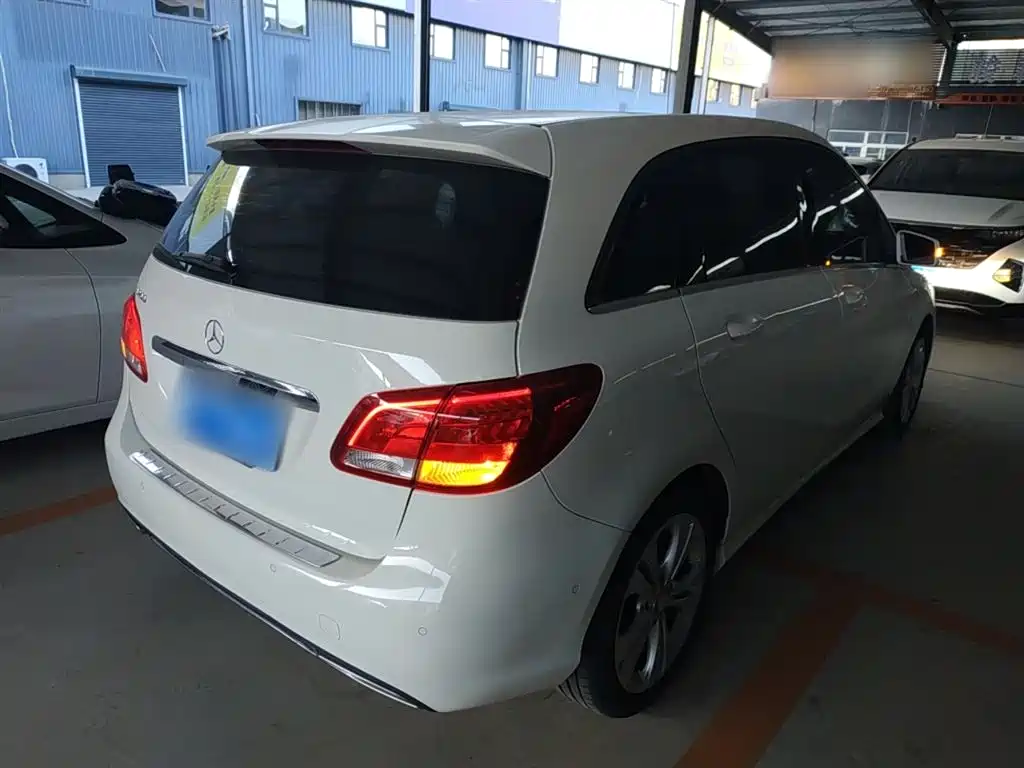 Mercedes-Benz B-Class 2015 B 200 Dynamic фото 23