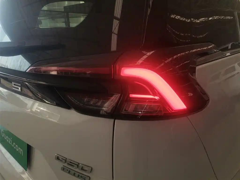 SAIC Maxus Maxus G50 2023 PLUS 1.5T Automatic Escort Edition фото 8