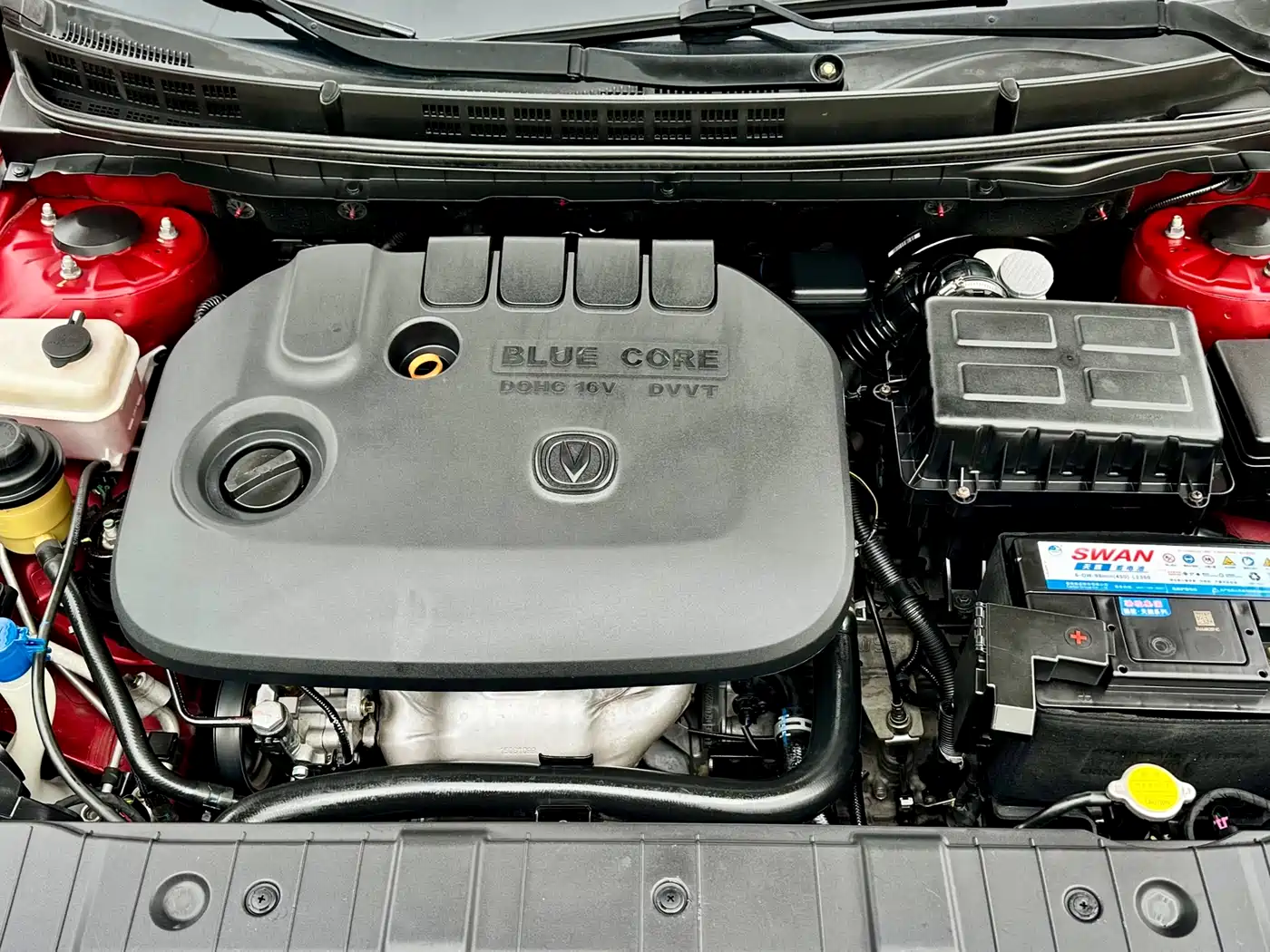 Фото 35 - Changan Eado