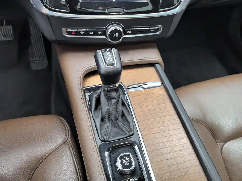 Volvo S90 2018 T5 R-Design Edition фото 13