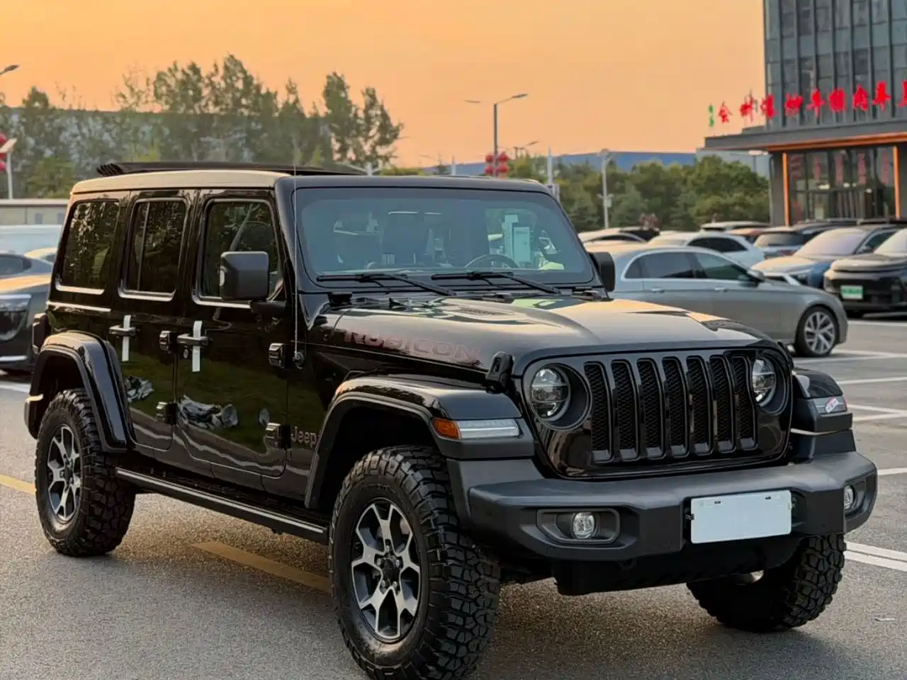 Фото 3 - Jeep Wrangler