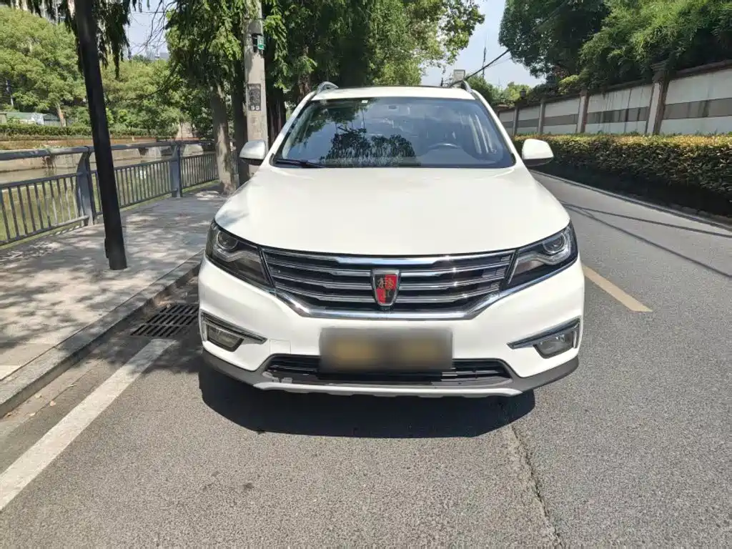 Фото 23 - Roewe RX5