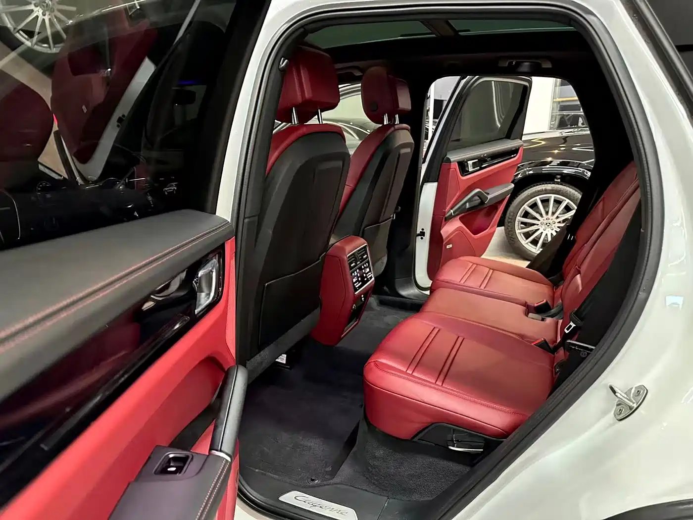 Porsche Cayenne 2022 Cayenne 3.0T Platinum Edition фото 7