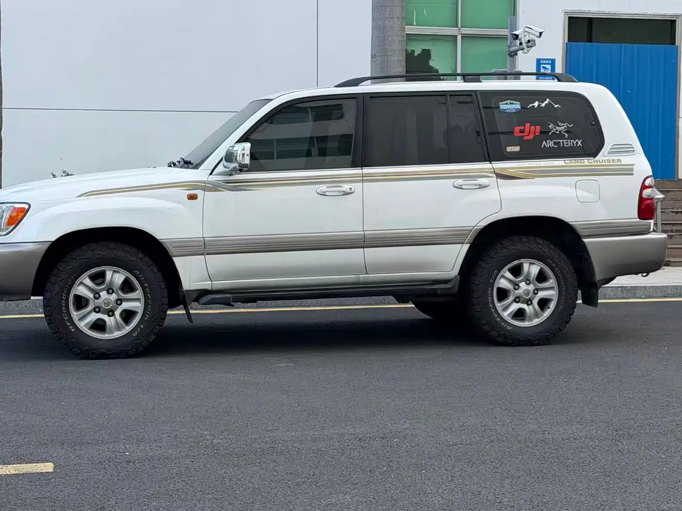 Toyota Land Cruiser фото 4