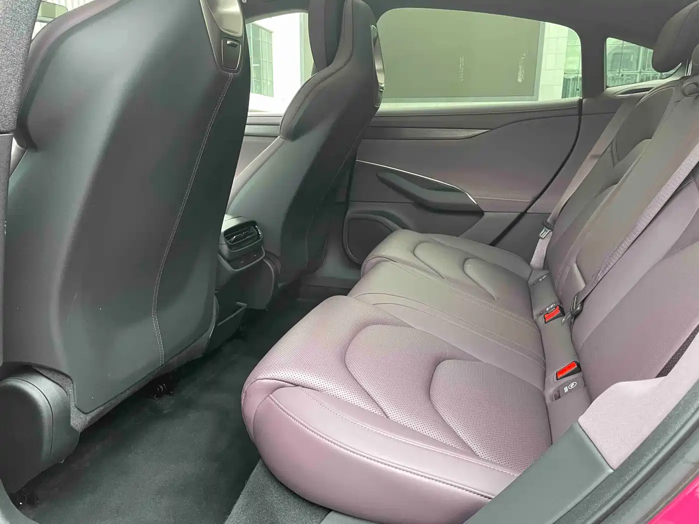 Xiaomi Auto Xiaomi SU7 2024 RWD Long Range Intelligent Driving Edition фото 9