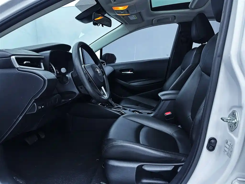 Toyota Corolla 2021 1.2T S-CVT Elite PLUS Edition фото 10