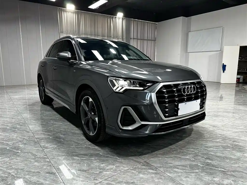 Audi Q3 2022 35 TFSI Fashion Dynamic фото 3