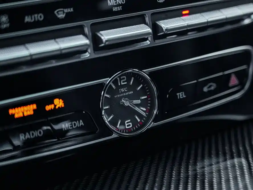 Mercedes-Benz G-Class 2024 G 350 фото 19
