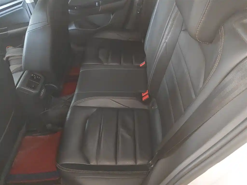 Volkswagen Bora 2019 280TSI DSG Luxury фото 17