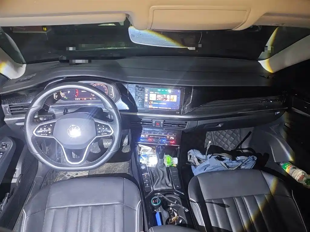 Volkswagen Passat 2022 330TSI Starlight Elite Edition фото 6