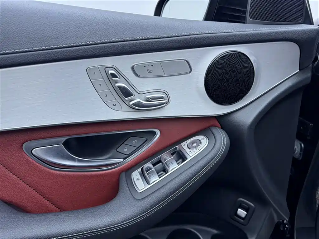MERCEDES-BENZ GLC COUPE