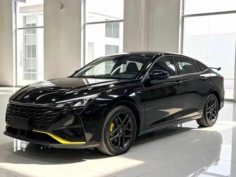 Dongfeng Aeolus Yixuan 2023 — пригон из Китая