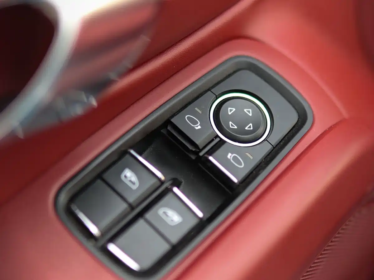 Porsche 718 2020 Boxster 2.0T фото 10