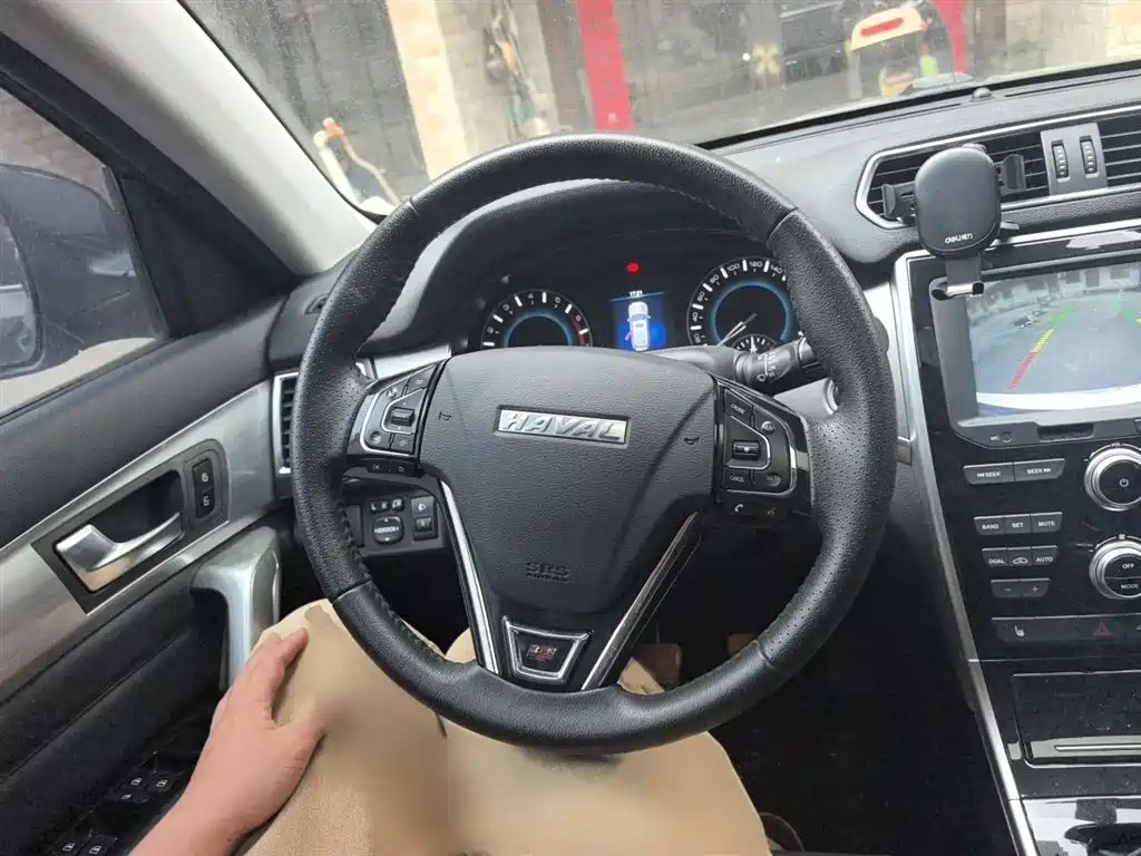 Haval H2 2016 Red Label 1.5T Manual 2WD Luxury фото 3