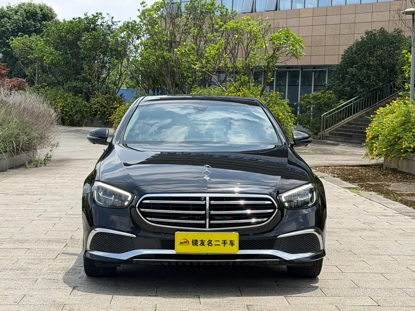 Mercedes-Benz E-Class 2021 E 300 L Fashion фото 2