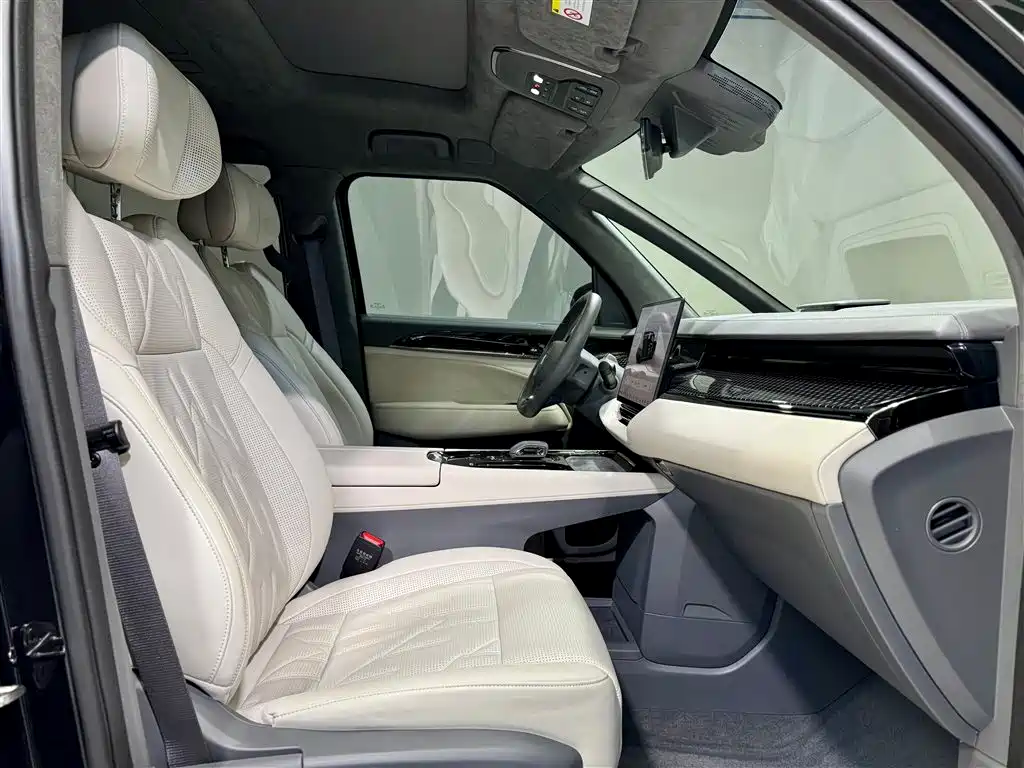 ZEEKR EXTREME KRYPTON 009