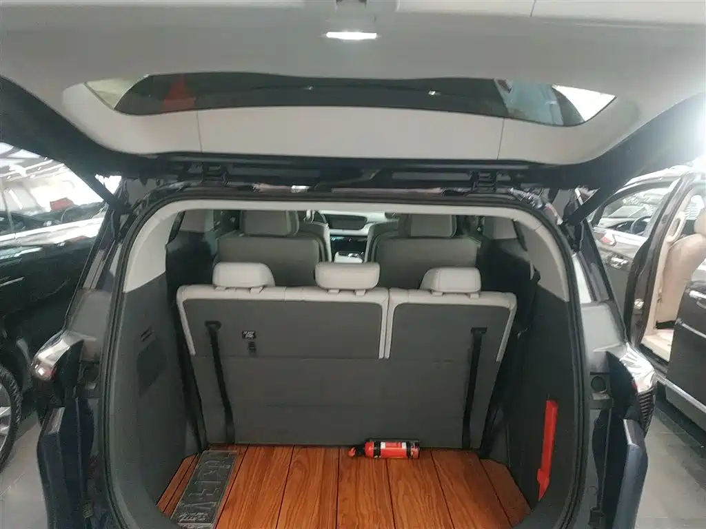 Buick GL8 2025 Model Landglory Smart Edition фото 19