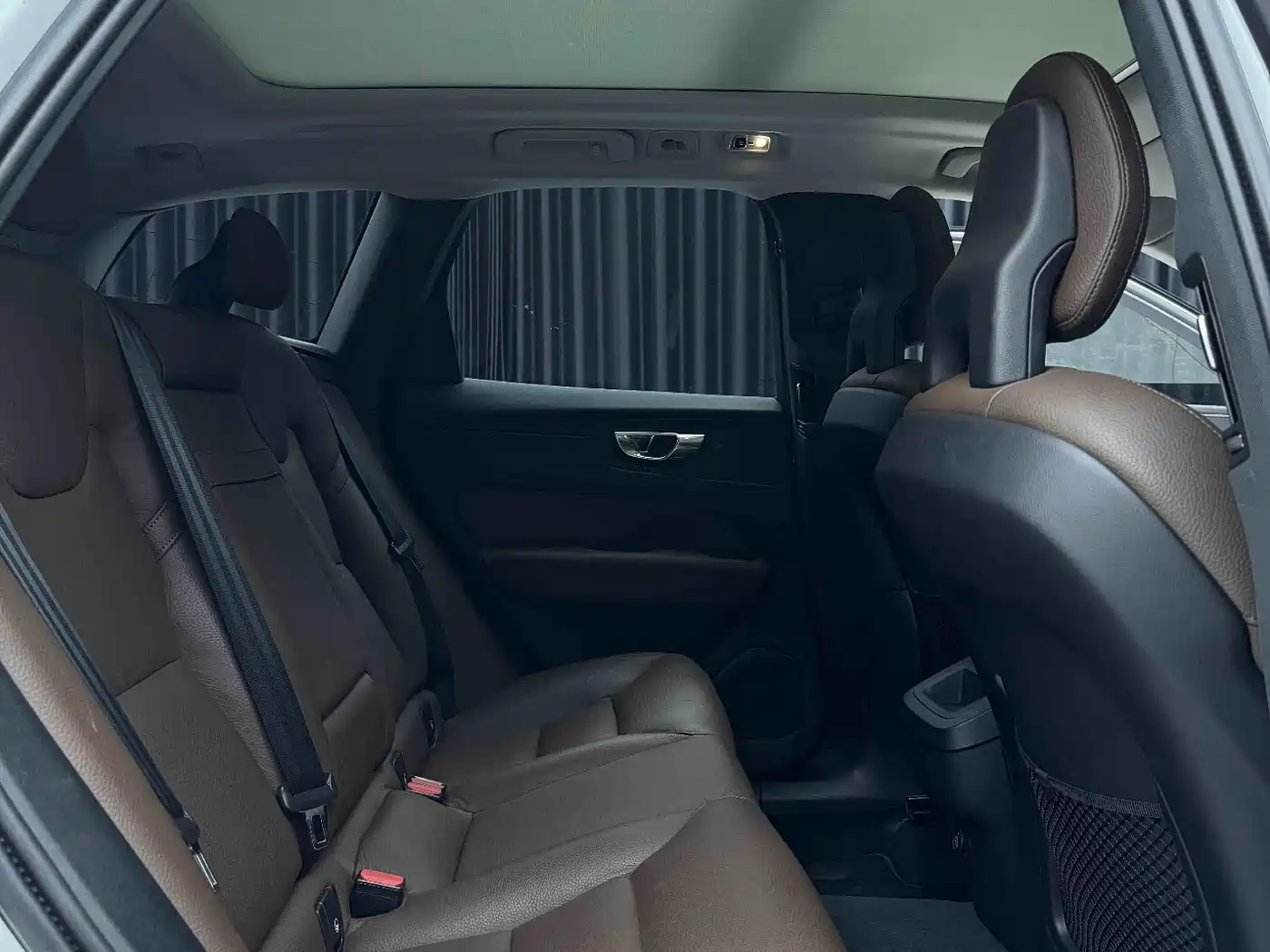 Volvo XC60 2018 T5 AWD Momentum Edition фото 14