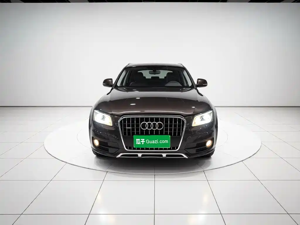 Audi Q5 2018 2017 Plus 40 TFSI Technology