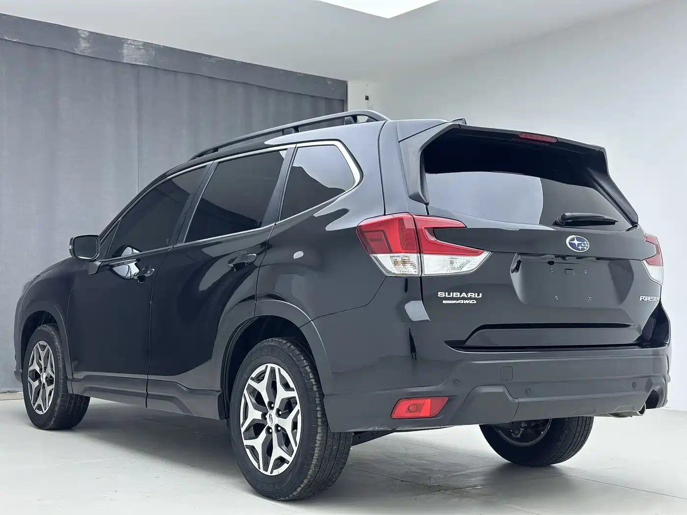 Subaru Forester 2022 2.0i AWD Luxury Edition with EyeSight фото 4
