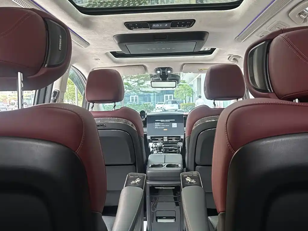 GAC Trumpchi Trumpchi E9 2023 E9 Grandmaster фото 10