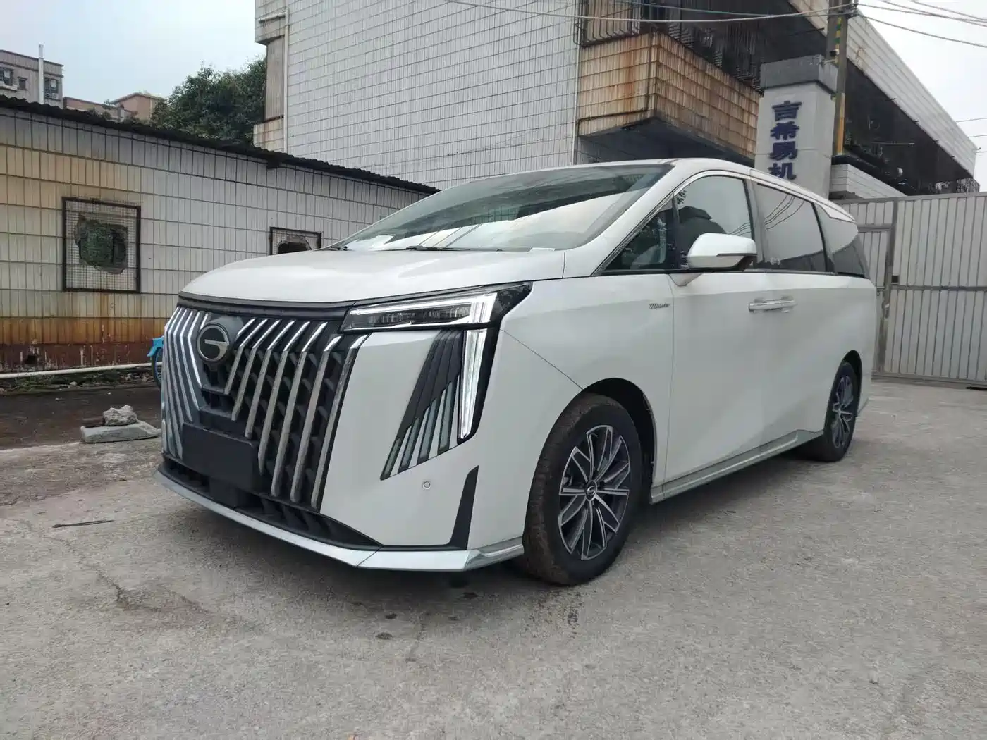 GAC Trumpchi Trumpchi M8 2024 Master Series 400T Premium Edition